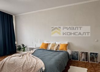 Продается однокомнатная квартира, 33 м2, Омск, Заречный бульвар, 2
