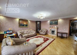 Продаю 5-комнатную квартиру, 148.6 м2, Курская область, Школьная улица, 54