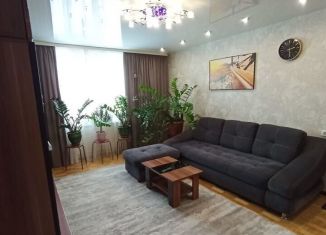 Трехкомнатная квартира на продажу, 55 м2, Ижевск, улица имени Барышникова, 73