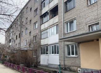 Сдам в аренду трехкомнатную квартиру, 62.6 м2, Минусинск, Народная улица, 68