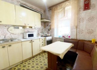 Продается двухкомнатная квартира, 48 м2, Батайск, Комсомольская улица, 113