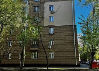 Сдается в аренду двухкомнатная квартира, 48 м2, Москва, улица Костякова, 10, метро Тимирязевская