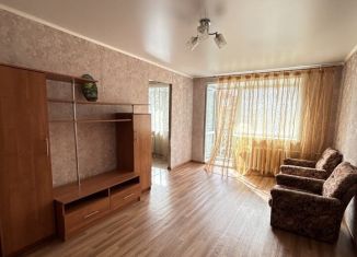 Двухкомнатная квартира на продажу, 45.2 м2, Омск, улица Анатолия Маркова, 4