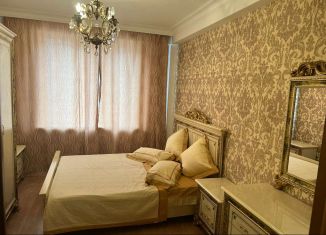 Сдается двухкомнатная квартира, 60 м2, Дагестан, проспект Али-Гаджи Акушинского, 107