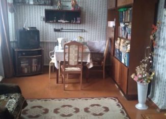 Продажа 3-комнатной квартиры, 60 м2, село Новоселицкое, Октябрьская улица, 20