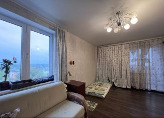 Продается 1-ком. квартира, 40 м2, Чехов, улица Чехова, ЖК Чайка