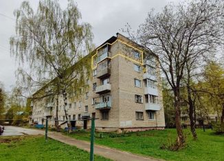 Продается 2-комнатная квартира, 40.2 м2, рабочий посёлок Запрудня, улица Карла Маркса, 8к2