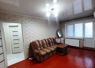 Продажа 3-комнатной квартиры, 42.4 м2, станица Новопокровская, улица Ленина, 125