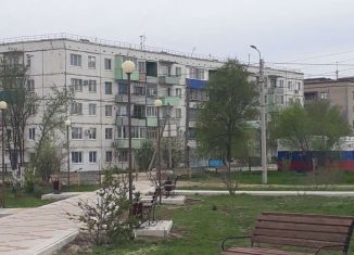 Продается четырехкомнатная квартира, 70 м2, посёлок Пригородный, улица 40 лет Октября, 344