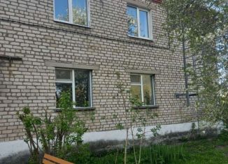 Продам 2-комнатную квартиру, 49.9 м2, Таруса, улица Академика Королёва