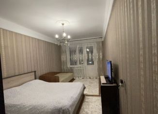 Сдаю четырехкомнатную квартиру, 110 м2, Дагестан, проспект Насрутдинова