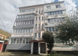 Продаю двухкомнатную квартиру, 47 м2, Краснодарский край, 3-й микрорайон, 3