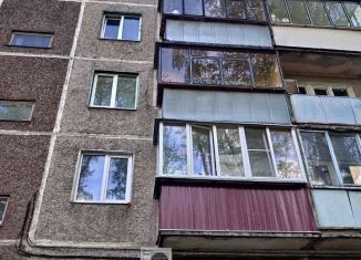 Продается 3-комнатная квартира, 61.4 м2, Курск, улица Ольшанского