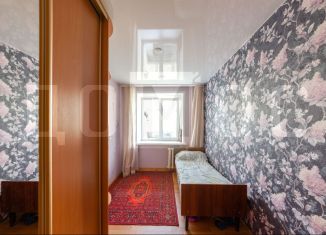 Продается 3-комнатная квартира, 60.9 м2, Екатеринбург, Гурзуфская улица, 32, Гурзуфская улица