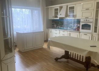 Продам дом, 260 м2, Енисейск, улица Авиаторов, 8