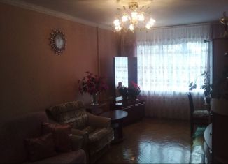 Продается трехкомнатная квартира, 72 м2, Лабинск, улица Турчанинова, 190