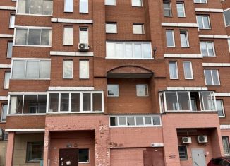 Сдается в аренду 1-ком. квартира, 50 м2, Красноярск, улица Тотмина, 1Г, Октябрьский район