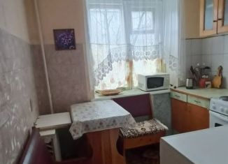 Сдается 2-комнатная квартира, 40.7 м2, Оленегорск, Строительная улица, 53