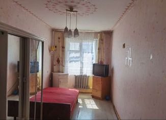 Продам 2-ком. квартиру, 45 м2, Юрюзань, улица Ильи Тараканова, 7