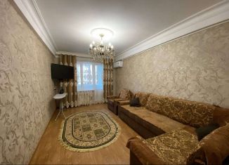 Сдается двухкомнатная квартира, 60 м2, Дагестан, проспект Акулиничева, 5Б