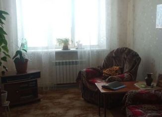 Продаю 3-комнатную квартиру, 62 м2, посёлок городского типа Безенчук, улица Чапаева, 25