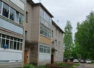 Продам 2-ком. квартиру, 44.3 м2, посёлок Семенково, Майский переулок, 1