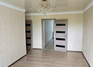 Продам трехкомнатную квартиру, 65 м2, Грозный, улица Дьякова, 1Б