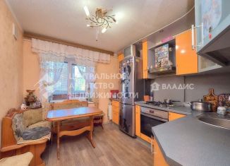 Двухкомнатная квартира на продажу, 47 м2, Рязанская область, улица Либкнехта, 9