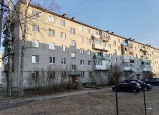 Продается 1-ком. квартира, 31 м2, Ленинградская область, Комсомольская улица, 16