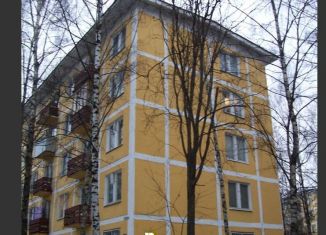 Сдам 3-комнатную квартиру, 56 м2, Москва, Большая Юшуньская улица, 12, район Зюзино