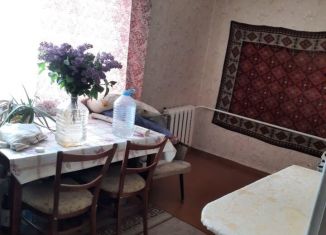 Продаю 3-комнатную квартиру, 52 м2, Новочеркасск, улица Калинина, 69
