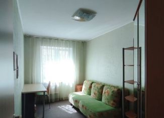 2-комнатная квартира на продажу, 45 м2, Омск, улица Лукашевича, 1