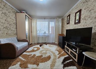 Продажа 2-комнатной квартиры, 48 м2, Нижнекамск, проспект Мира, 61