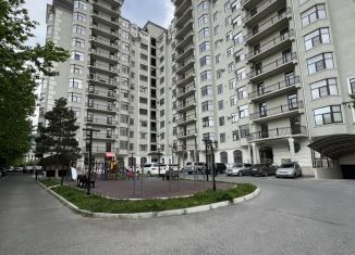 Продажа трехкомнатной квартиры, 141 м2, Дагестан, улица Ирчи Казака, 14А