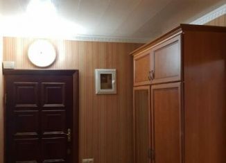 Продается 3-комнатная квартира, 65 м2, Владикавказ, улица Черняховского, 29к2