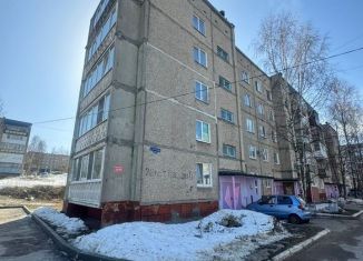 Продается однокомнатная квартира, 35.7 м2, Соликамск, улица 20-летия Победы, 67