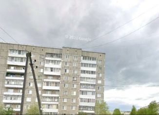 Трехкомнатная квартира на продажу, 61 м2, Краснотурьинск, Клубная улица, 20