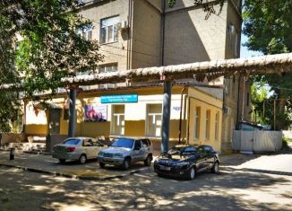 Продается помещение свободного назначения, 1707 м2, Саратовская область, улица имени Н.Г. Чернышевского, 55Е