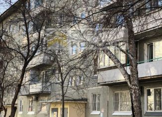 Продаю 1-комнатную квартиру, 36 м2, Омск, улица Сулеймана Стальского, 8