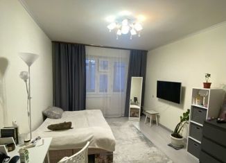 Продаю 1-ком. квартиру, 37 м2, Татарстан, улица Абсалямова, 30