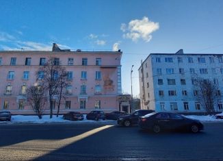Продается однокомнатная квартира, 33 м2, Мурманск, улица Карла Маркса, 9