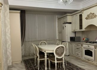 Двухкомнатная квартира в аренду, 60 м2, Махачкала, улица Тулпара Мусалаева, 16А