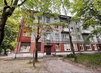 Продажа двухкомнатной квартиры, 44 м2, Калининград, улица Космонавта Леонова, 68
