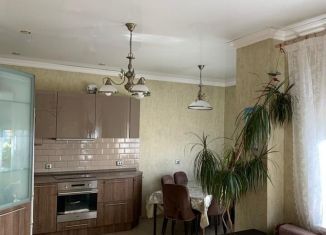 Продаю 3-ком. квартиру, 81.1 м2, Санкт-Петербург, улица Ворошилова, 27к1