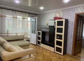 Сдается двухкомнатная квартира, 56 м2, Краснодар, Воронежская улица, 40, микрорайон Дубинка