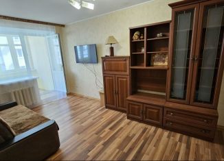 Сдается 2-комнатная квартира, 57 м2, Нижегородская область, улица Родионова, 197к1