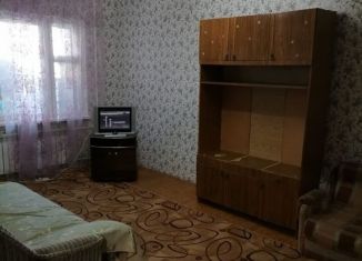 Сдам 3-ком. квартиру, 69 м2, Астраханская область, Волгоградская улица, 18