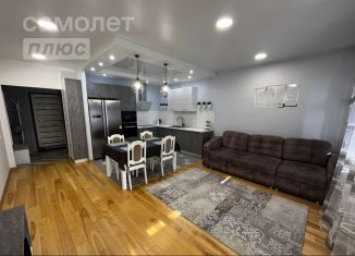 3-комнатная квартира на продажу, 81.4 м2, Бийск, улица Михаила Ломоносова, 40