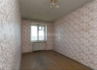 Продажа трехкомнатной квартиры, 60.1 м2, Новосибирск, улица Гоголя, 228
