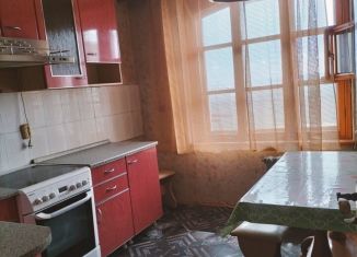 Продаю 3-комнатную квартиру, 62 м2, Волгодонск, Степная улица, 197